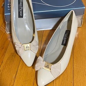 COPY - Evan Picone heels, size 10